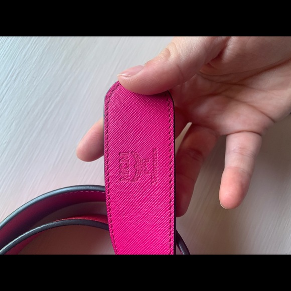 MCM Belt - Picture 3 of 3